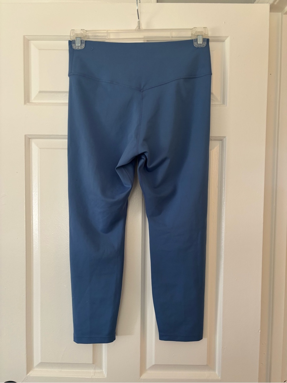 Nike Dri-FIT Cropped Leggings | Blue | Size Large - Like New - Picture 6 of 6